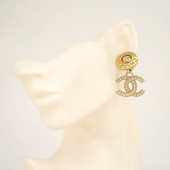 CHANEL CC Logos Rhinestone Round Dangle Clip-On Earrings Gold Tone Auth - Picture 1 of 5